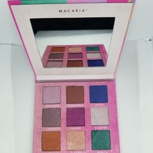 Macaria Beauty Dulce Amor eyeshadow palette.